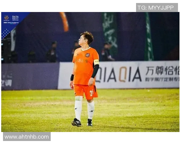 曼字闪耀绿茵场足球明星们的传奇故事与精彩瞬间 曼字闪耀绿茵场足球明星们的传奇故事与精彩瞬间