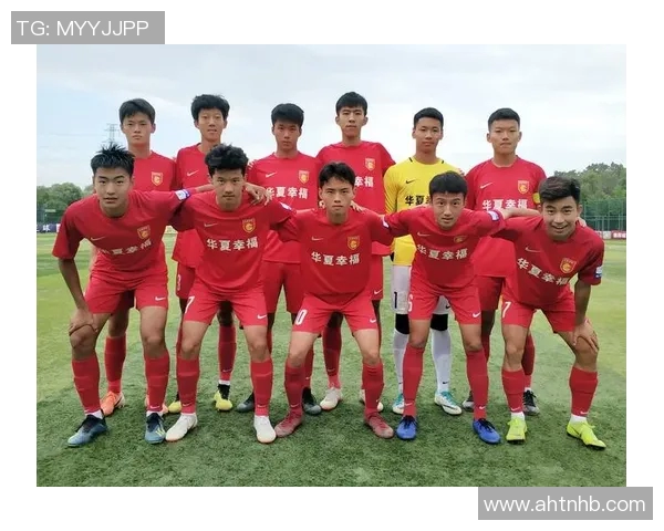 成都羽毛球队以71分领跑精英赛积分榜展现强劲实力