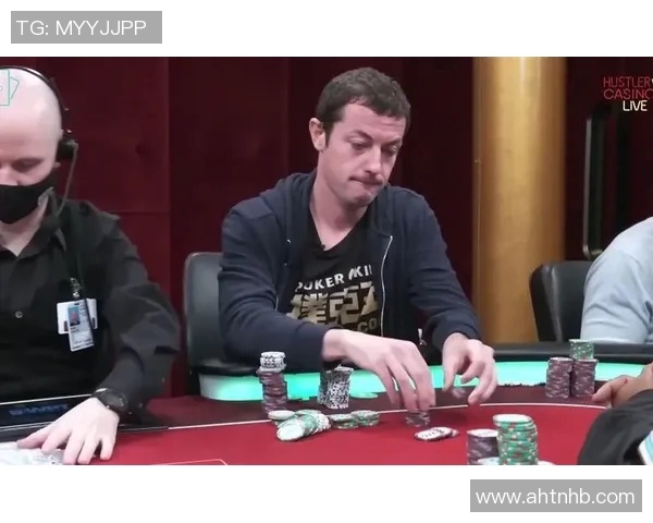 足球明星们的德州扑克热潮揭秘:他们如何在赛场外尽情享受这项游戏 足球明星们的德州扑克热潮揭秘:他们如何在赛场外尽情享受这项游戏