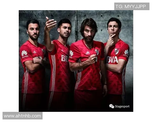 阿迪达斯足球明星推荐:他们如何引领潮流与激情的完美结合 阿迪达斯足球明星推荐:他们如何引领潮流与激情的完美结合